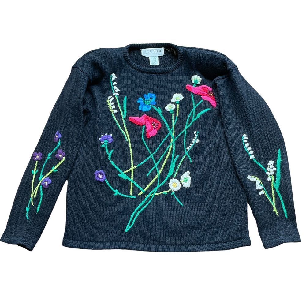 Vintage STUDIO Michelle Stuart Wild‎ Flowers Embroidered Sweater Size Small